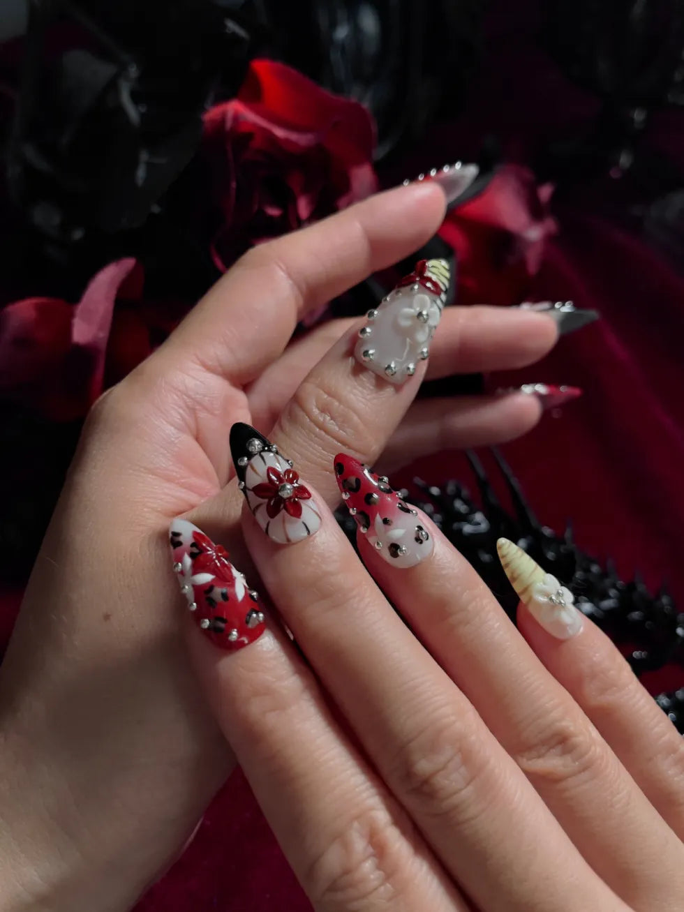 Crimson Safari - Nailsnail