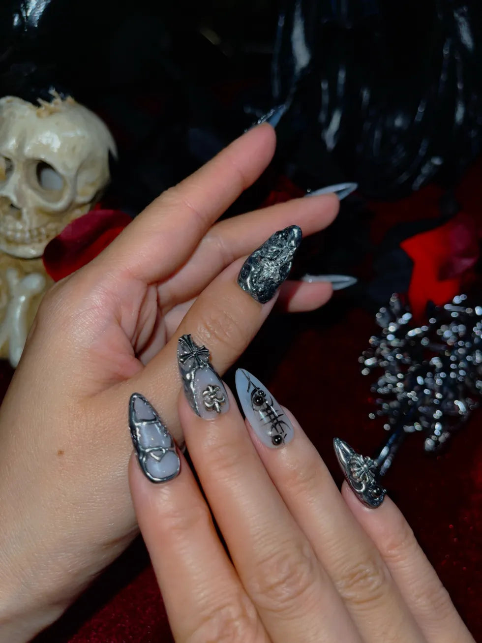 Obsdian Saints - Nailsnail